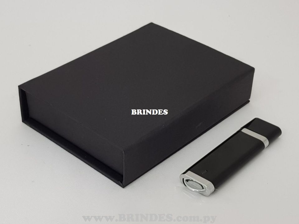 Pendrive + Caja